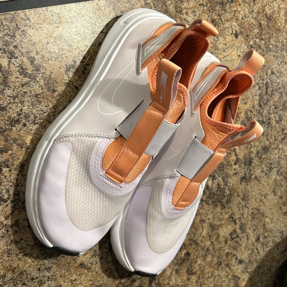 Nike slip on - Picture 4 of 5